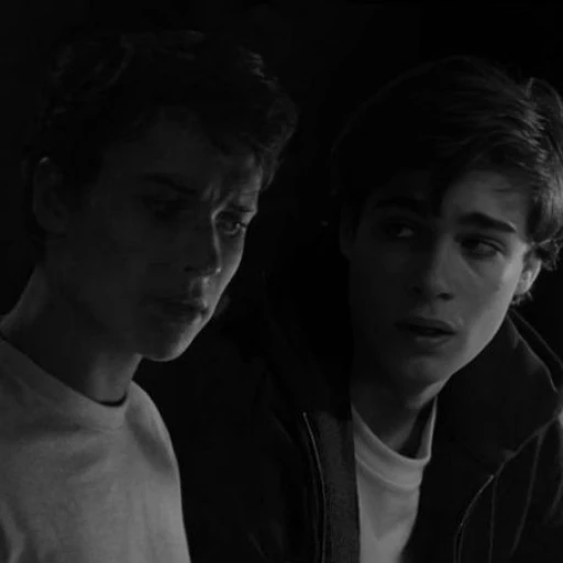 Mattheo Riddle and Theodore Nott