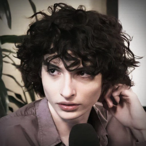 Finn Wolfhard || -⁴⁸