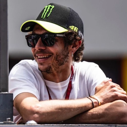 Valentino Rossi • 🇮🇹