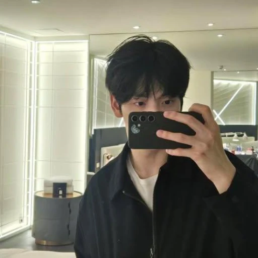 Choi Soobin...
