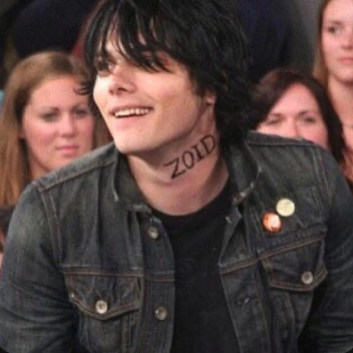 Gerard way ★