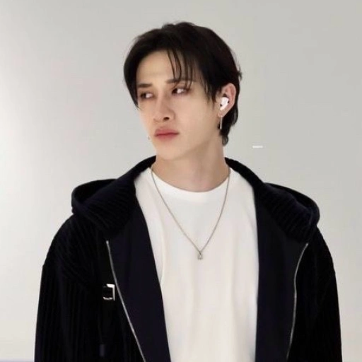 Christopher Bang
