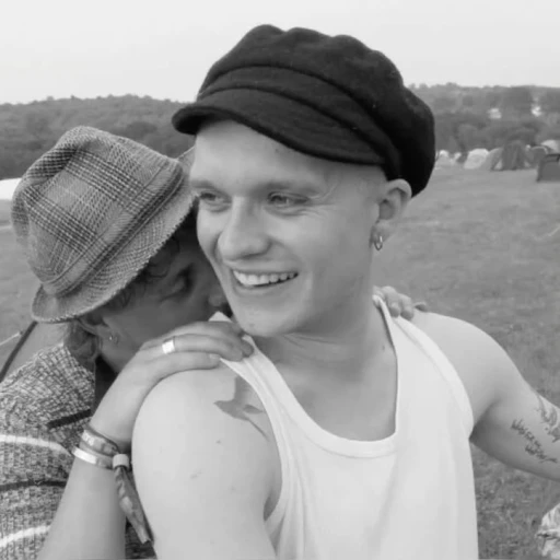 Tom Glynn-Carney☆