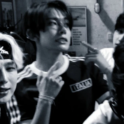 ~`Lee Heeseung!⁷⁷⁷