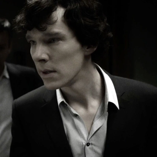 /Sherlock Holmes/