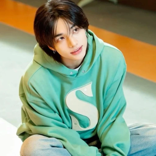 🥟 | Hwang Hyunjin