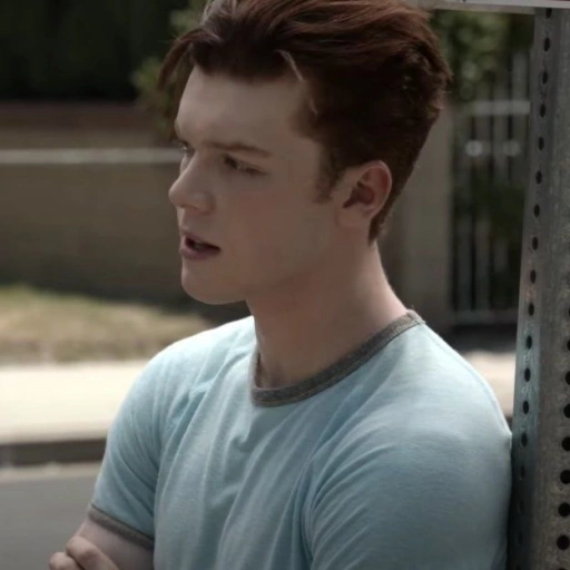 Ian Gallagher 10