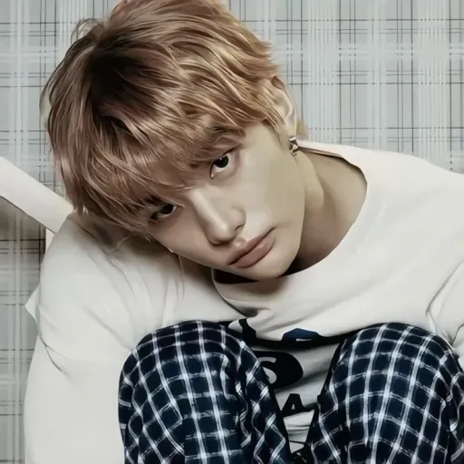hwang hyunjin 🦋