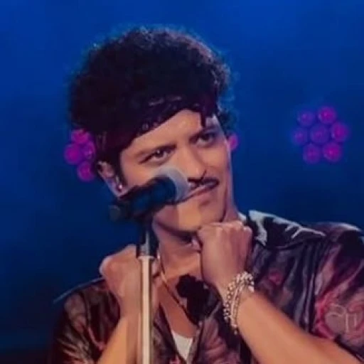 ❥︎♫︎~Bruno Mars^♪