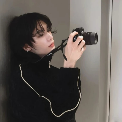 Hyunjin·