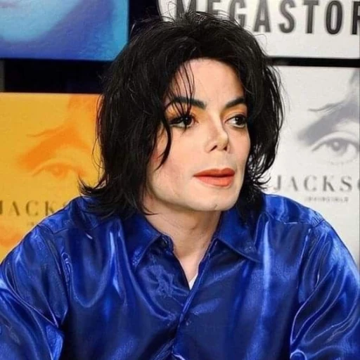 MJ - Invincible (16)