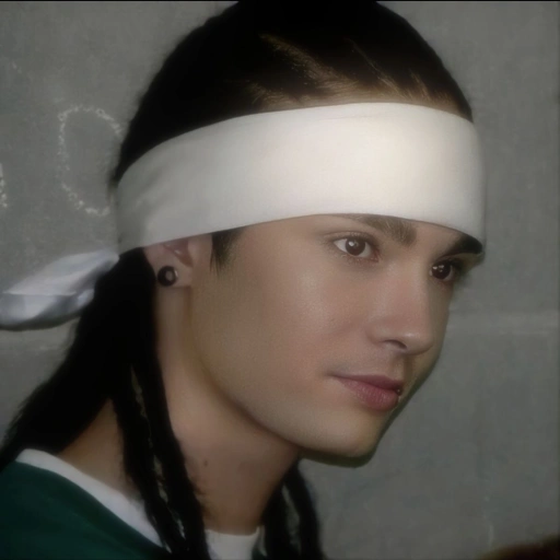 Tom Kaulitz / Who are you?
