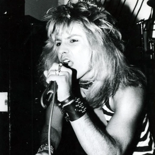 Vince Neil | Closet