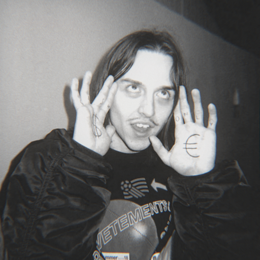 Tommy Cash.