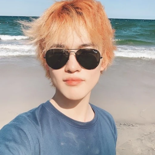 Chenle.