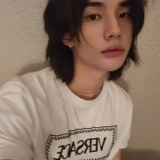 •°(Hwang Hyunjin)°•