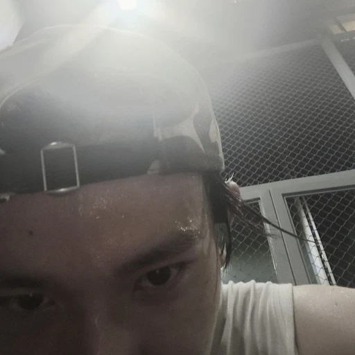 Heeseung Lee