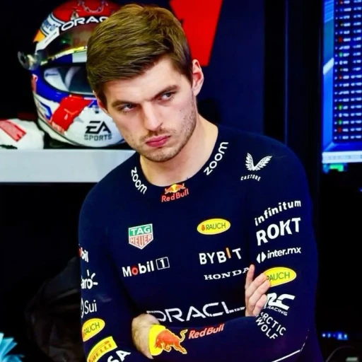 Max Verstappen ⁸