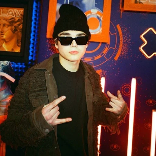 Rostislav_999 (Rostislav, Rostik)