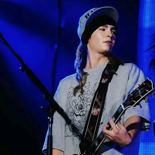 Tom Kaulitz...,