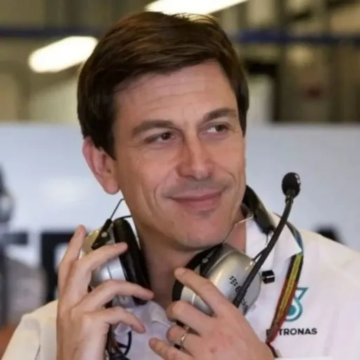 001—Toto Wolff
