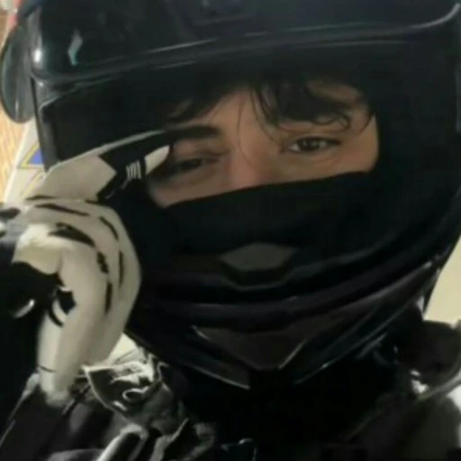 |♡ Ethan