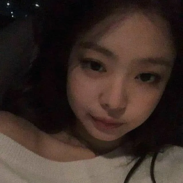 10 Kim Jennie