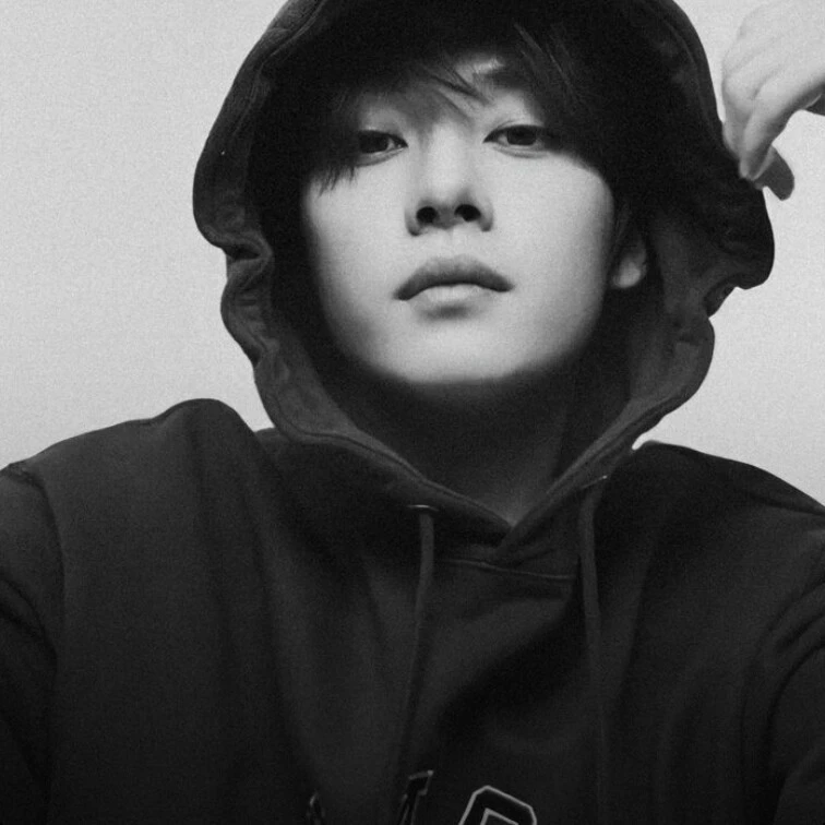 Lee Minho³³