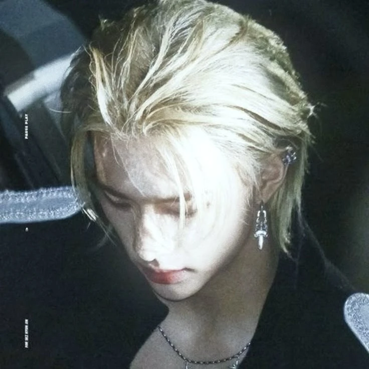 Hwang Hyunjin