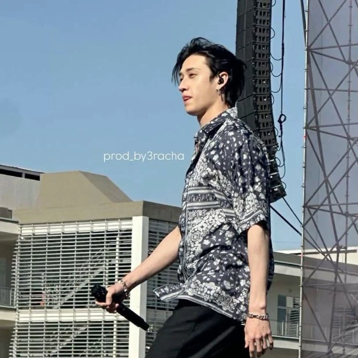 𝟮𝟰] Christopher Banhg∘˙˚🐋