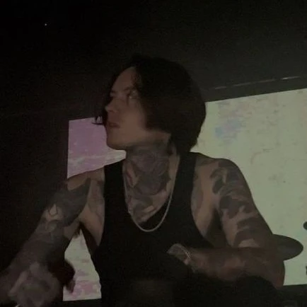 Noah Sebastian A