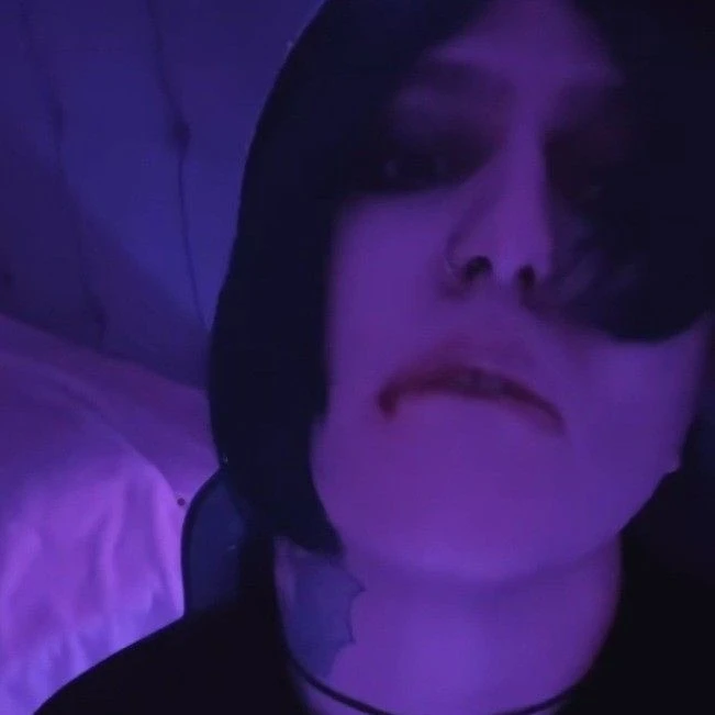 emo cmh