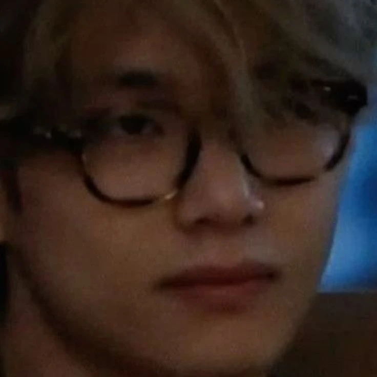 nerd taehyung (bl)