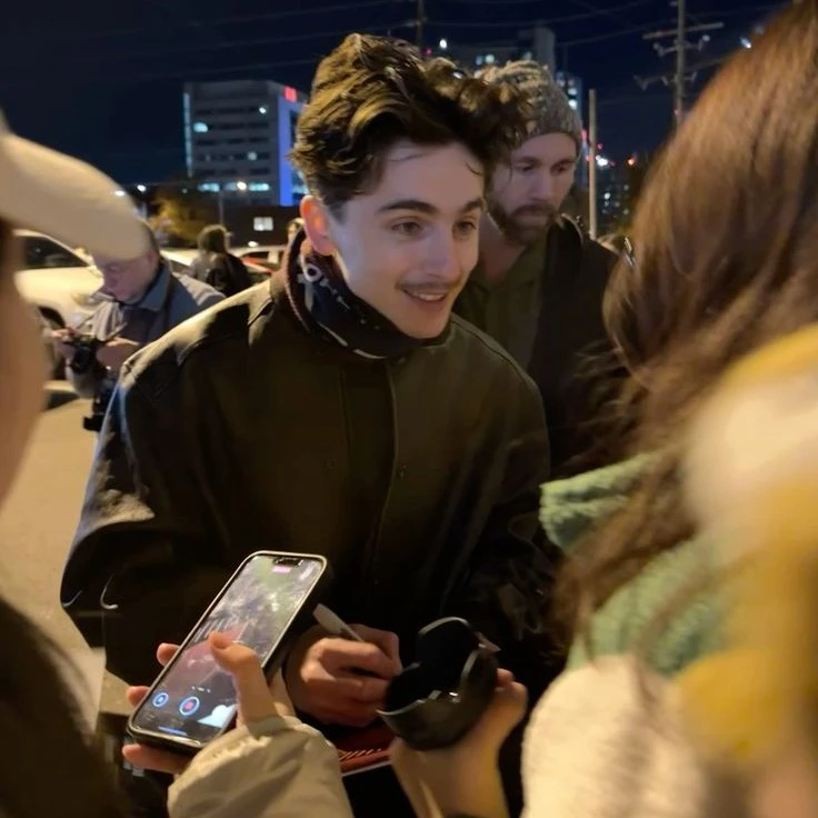 Timothee Chalamet 💳