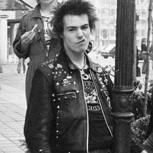 Sid Vicious •