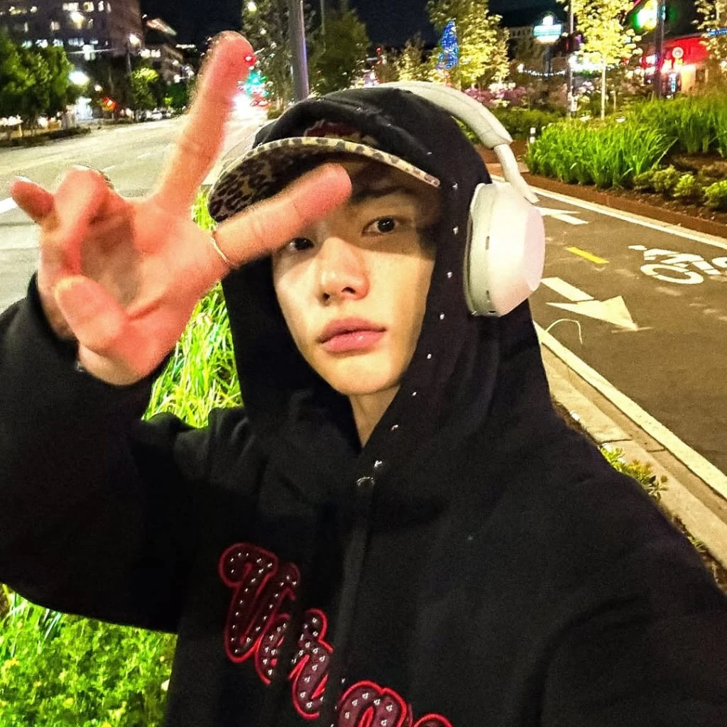 Hyunjin 🤍.