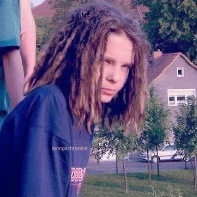 Tom Kaulitz Tumper