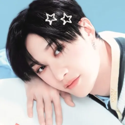 𝟬𝟴]Christopher Banhg ∘˙˚🐋