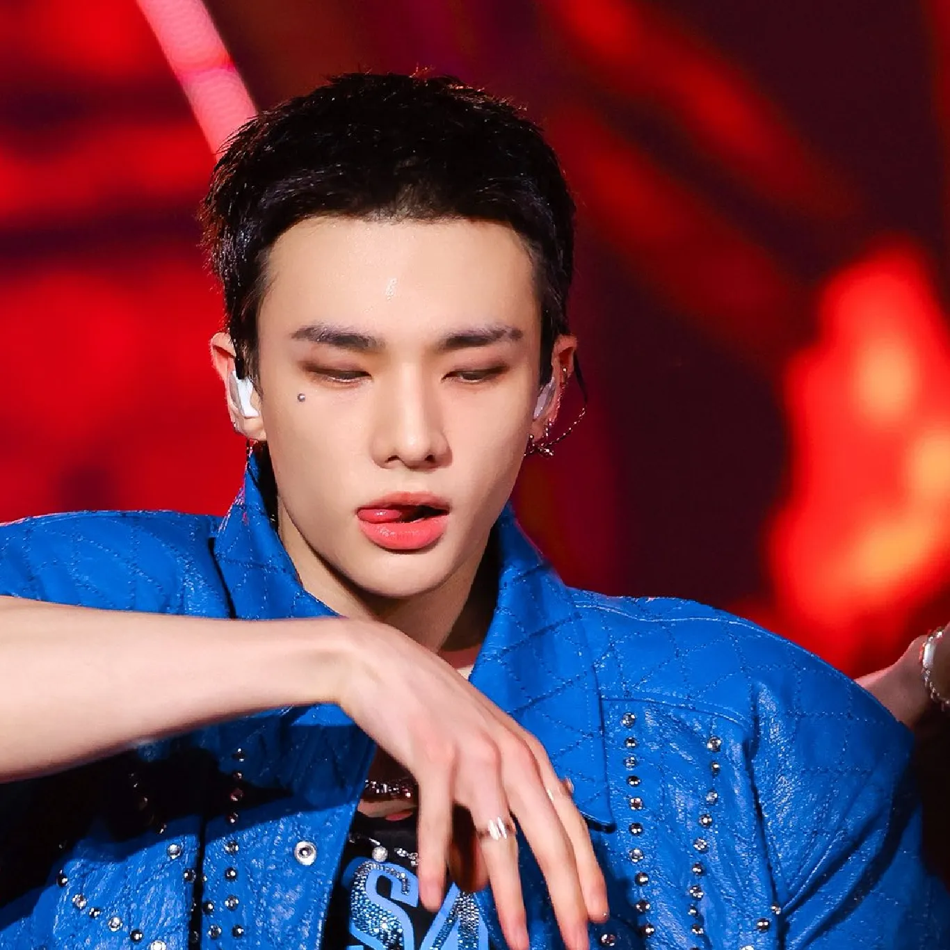 Hwang Hyunjin Alpha