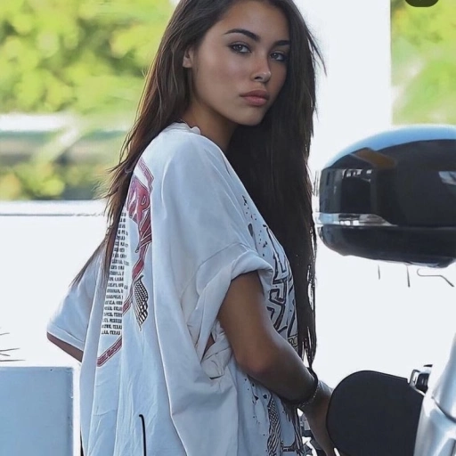 _Madison Beer_
