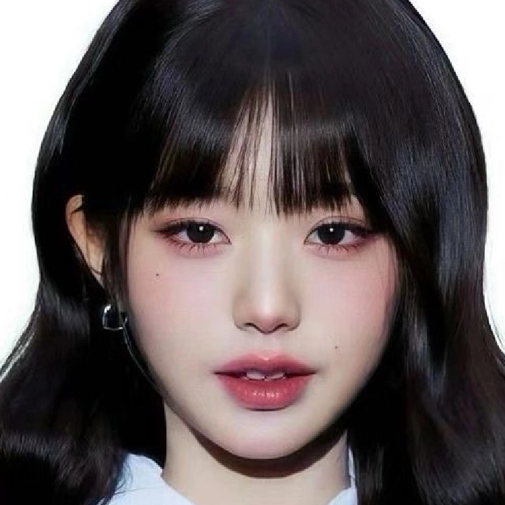 Wonyoung ☾ 🖤