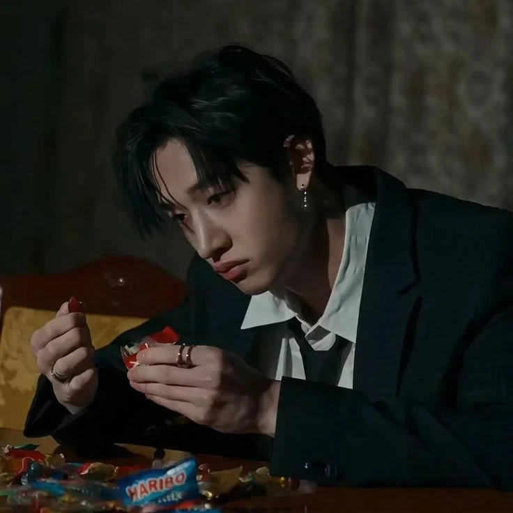Bang Christopher Chan ⁴⁵