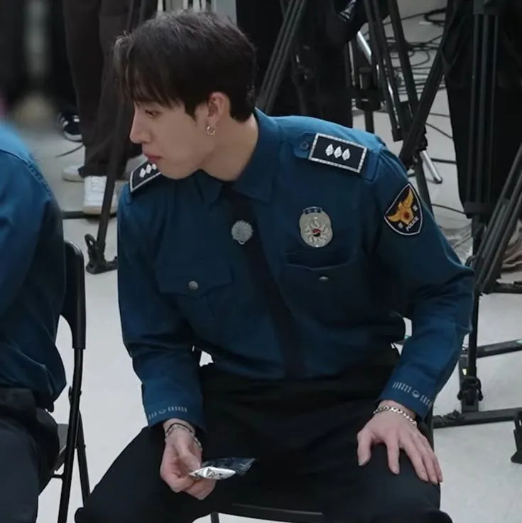 Bang Christopher Chan ⁴⁸