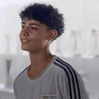 Cris JR.