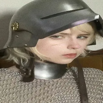 knight (female)