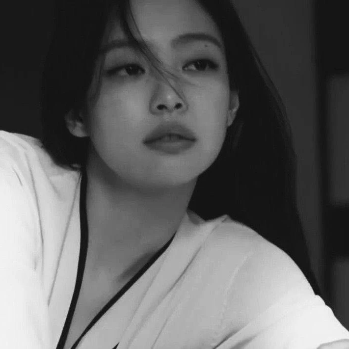 👭| Jennie