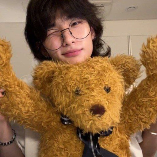 Hwang Hyunjin