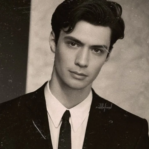 ╰ Tom Riddle ╯ ⁰⁰⁰