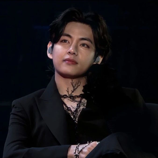 kim teahyung (bts member)