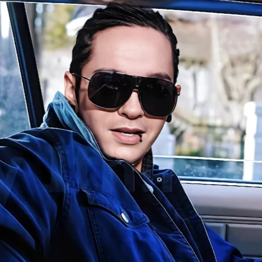 Tom Kaulitz, mobster